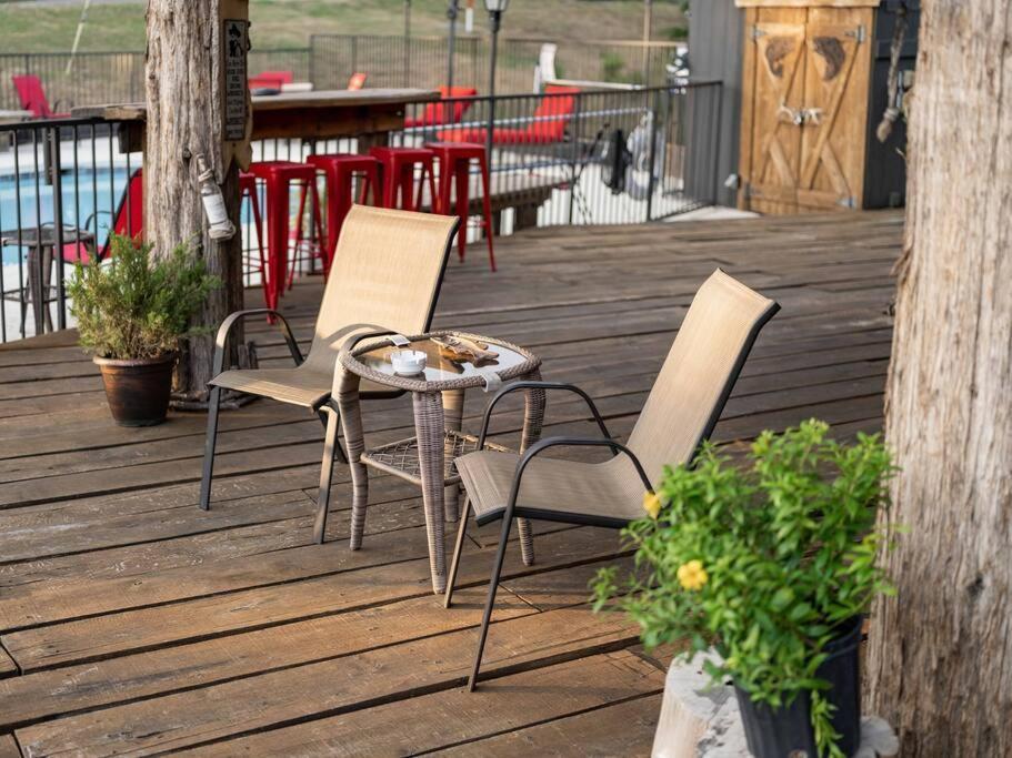 Stonegate Lodge 2 Queen Beds Fast Wifi 50" Tv Salt Water Pool Room #207 Eureka Springs Exterior foto
